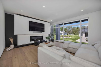 1255 Arbuste Avenue • Ottawa, ON photo 5