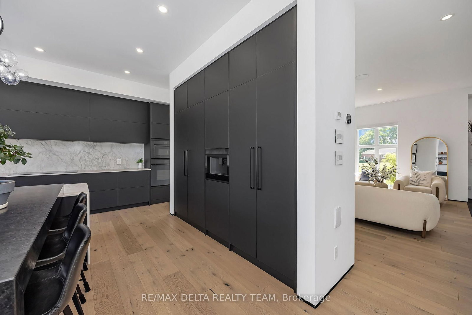 1255 Arbuste Avenue • Ottawa, ON photo 9