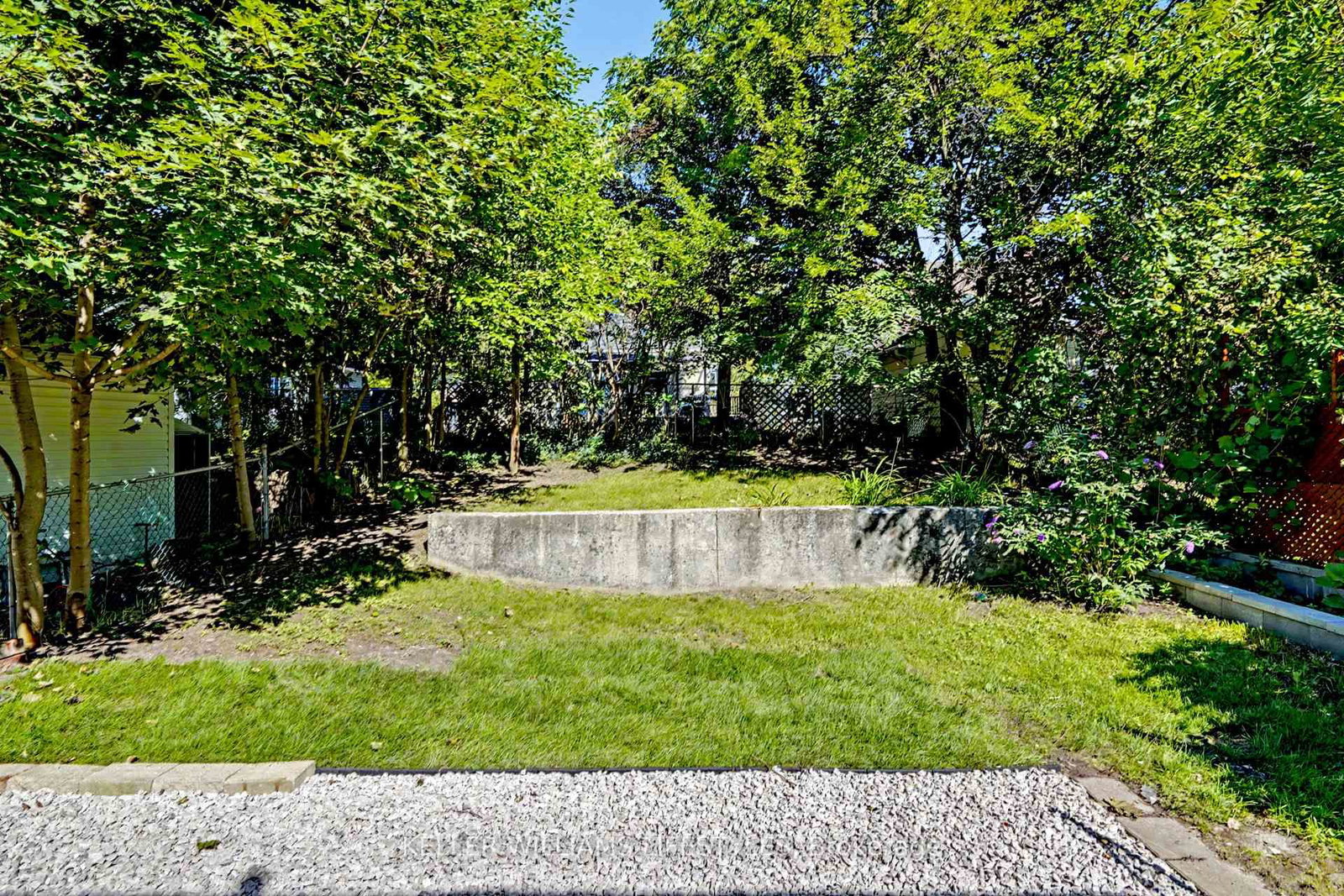 68 Apeldoorn Crescent • London East, ON photo 23