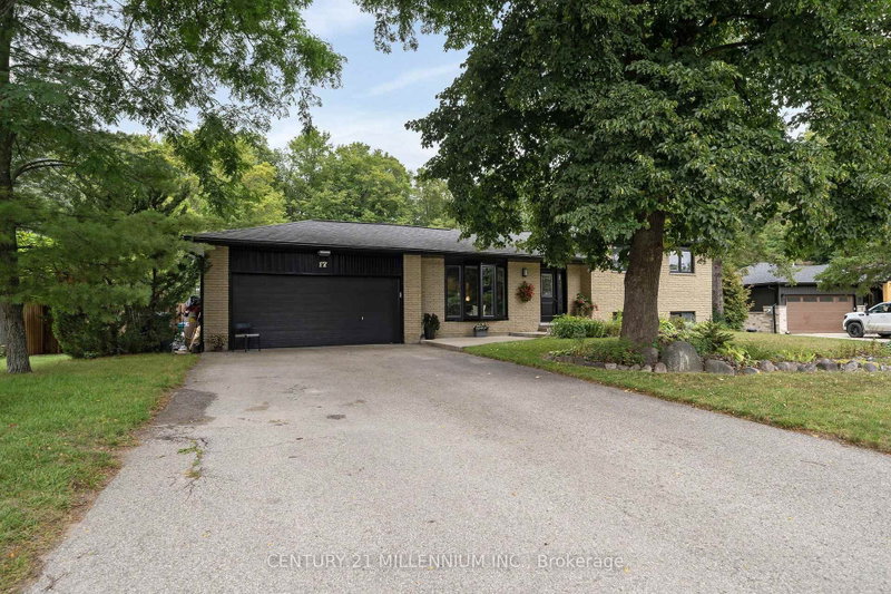 17 Erin Heights Drive