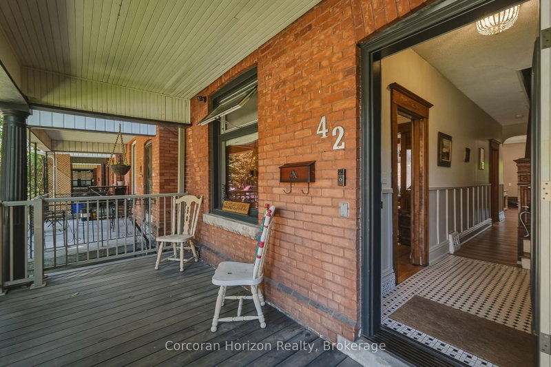 42 Nightingale Street