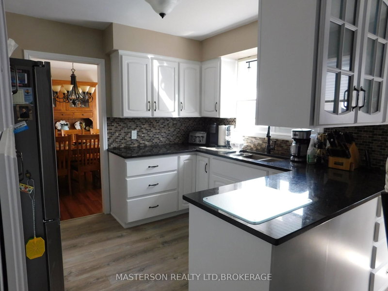 6408 Galaxy Dr photo 5
