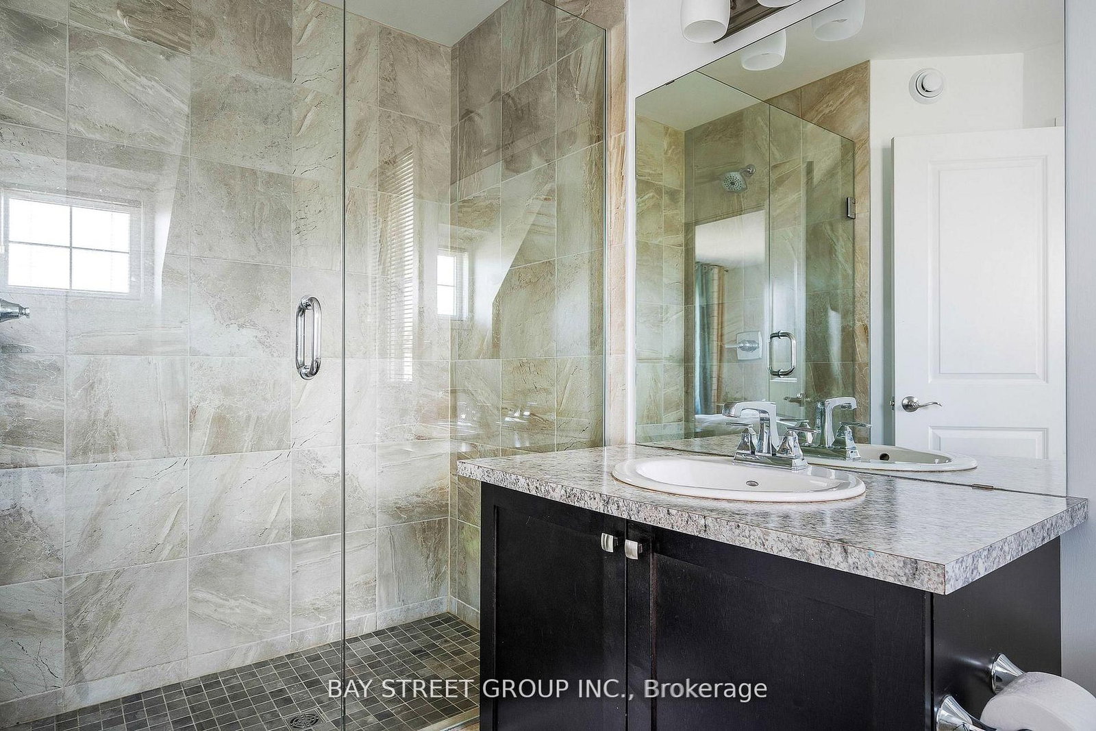142 yellow birch Crescent • Blue Mountains, ON photo 11