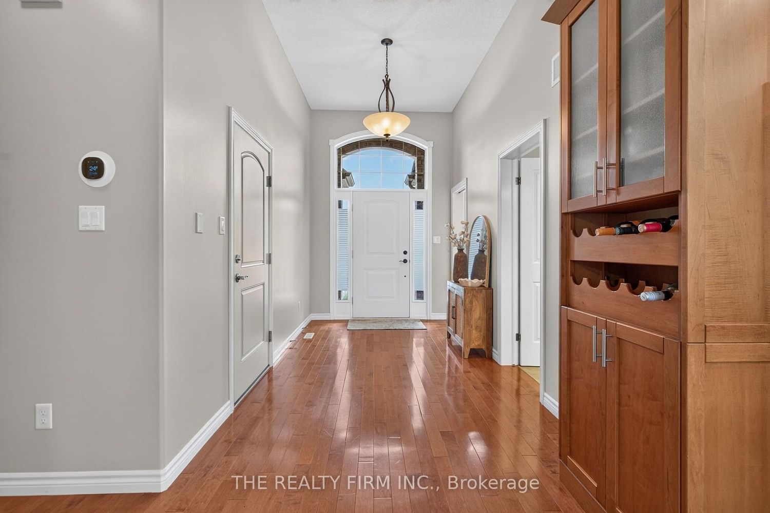 46 Ashwood Crescent • Middlesex Centre, ON photo 3