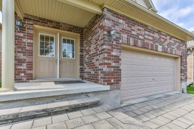 3209 Tilbury Lane • London South, ON photo 3
