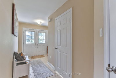 3209 Tilbury Lane • London South, ON photo 5