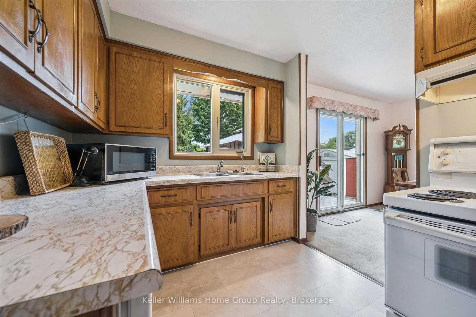 5 Cuthbert Street • Centre Wellington, ON photo 13