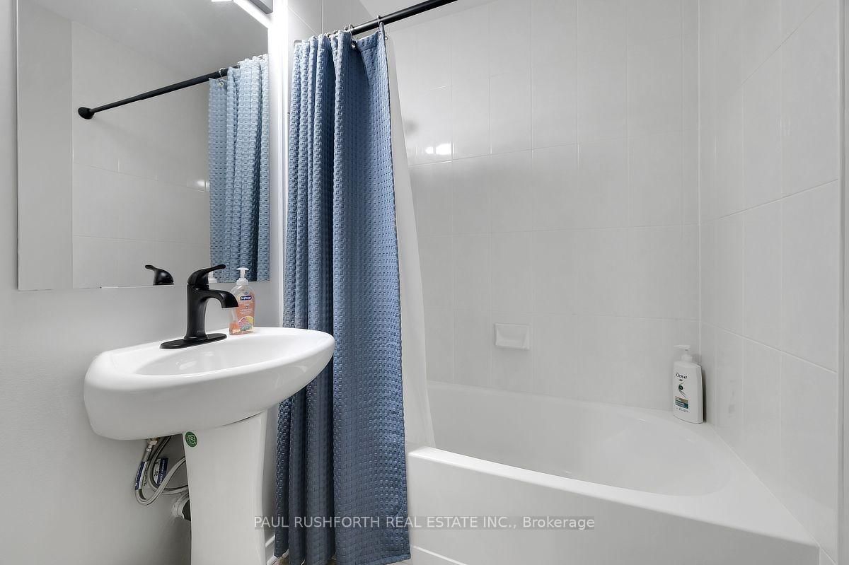 243 Eric Czapnik Way • Ottawa, ON photo 21