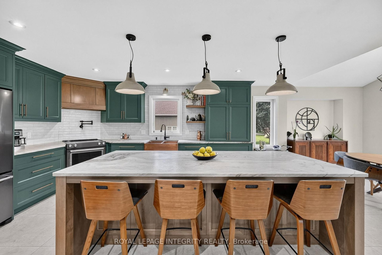 1946 Farisita Drive • Vars, ON photo 10