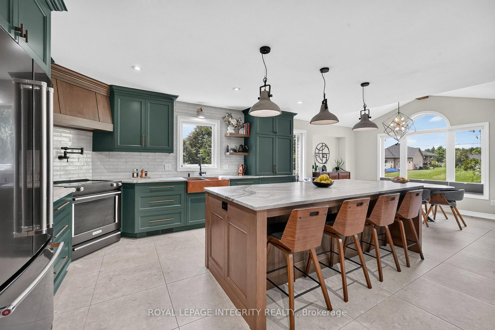 1946 Farisita Drive • Vars, ON photo 12