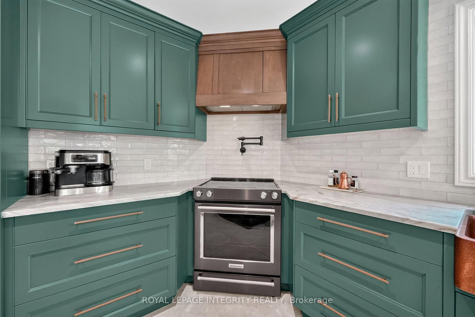 1946 Farisita Drive • Vars, ON photo 13