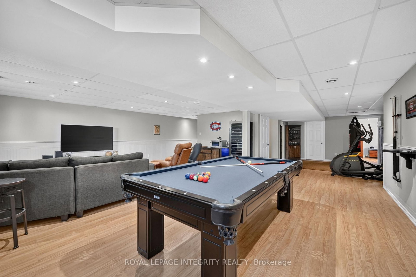1946 Farisita Drive • Vars, ON photo 31