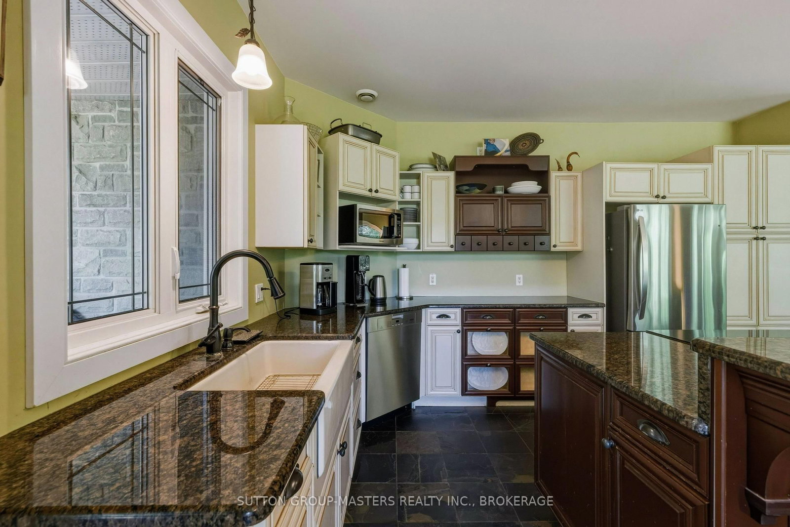 139 Country Woods Drive • Harrowsmith, ON photo 11