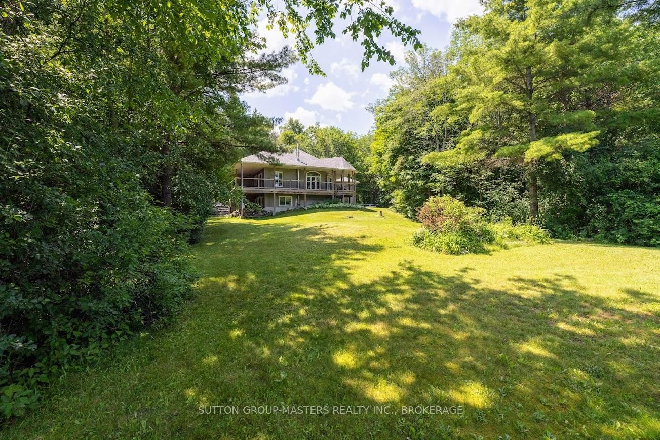 139 Country Woods Drive • Harrowsmith, ON photo 37