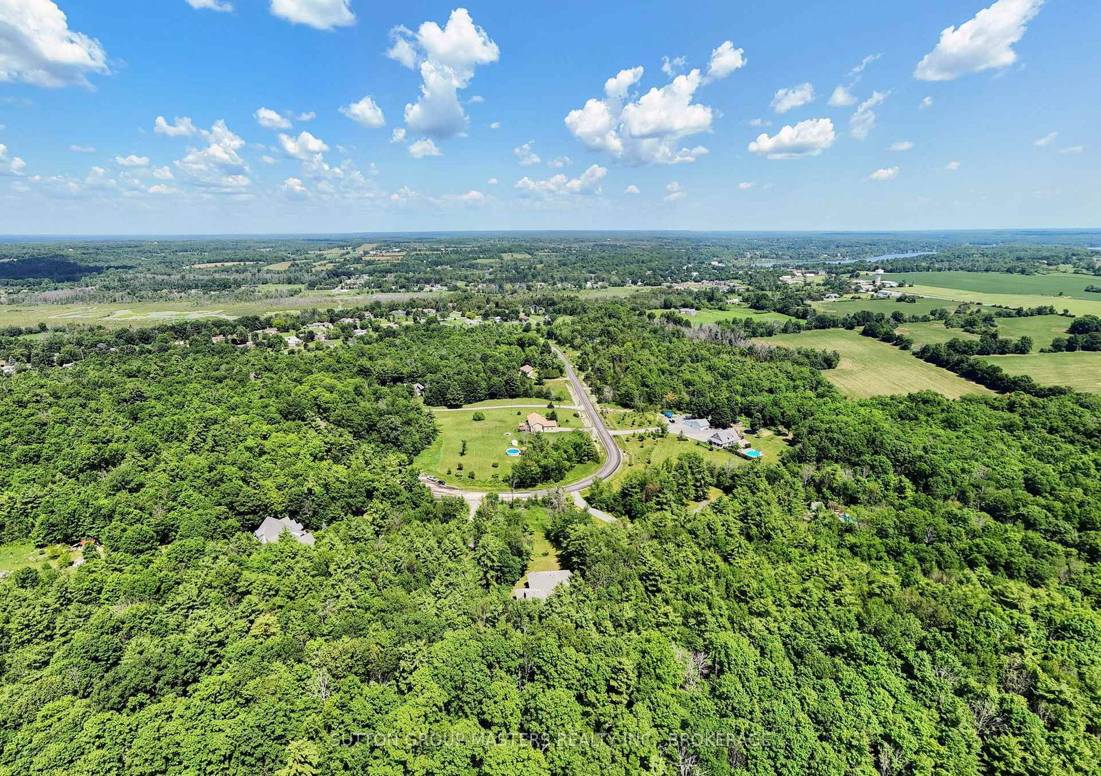 139 Country Woods Drive • Harrowsmith, ON photo 44