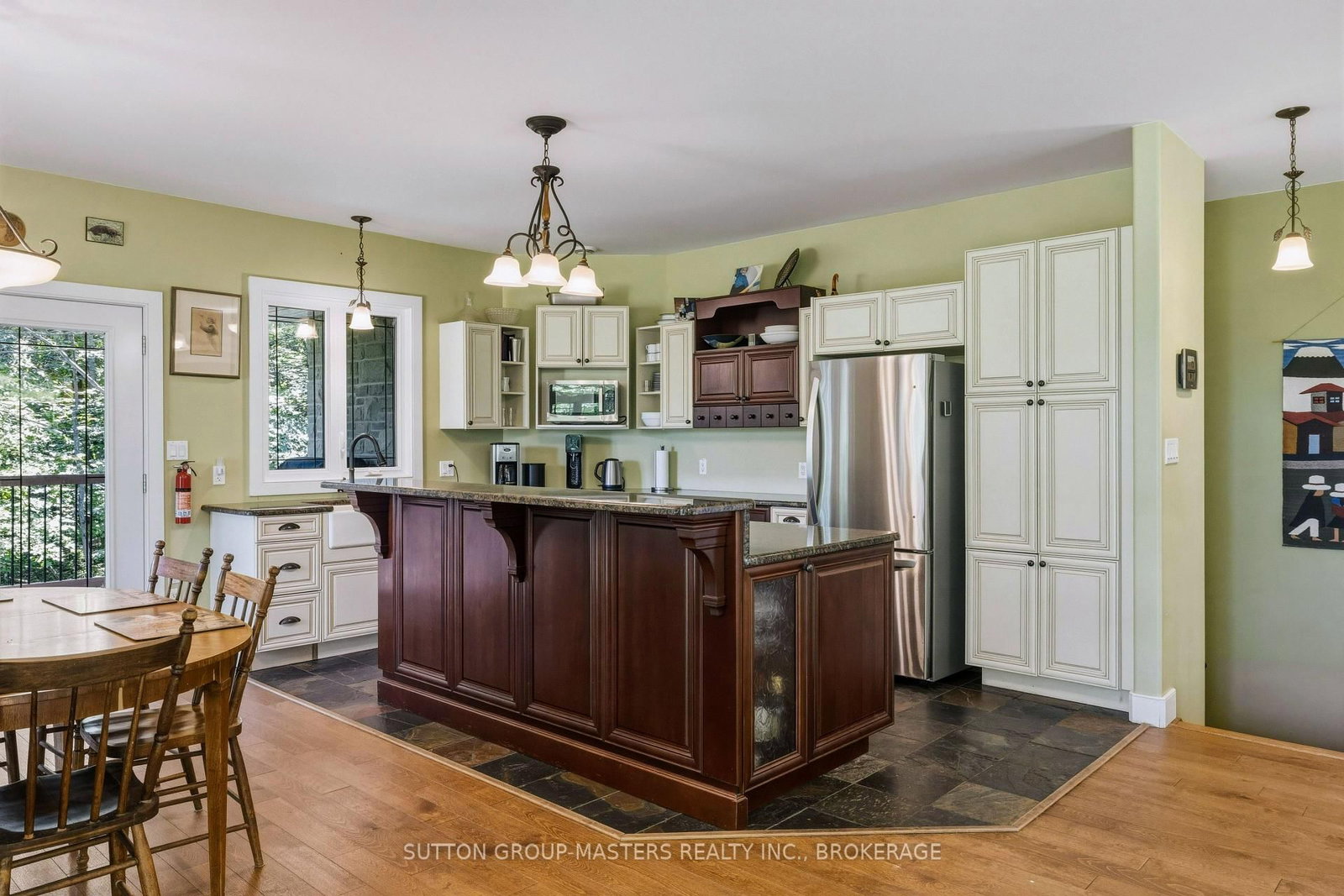 139 Country Woods Drive • Harrowsmith, ON photo 9