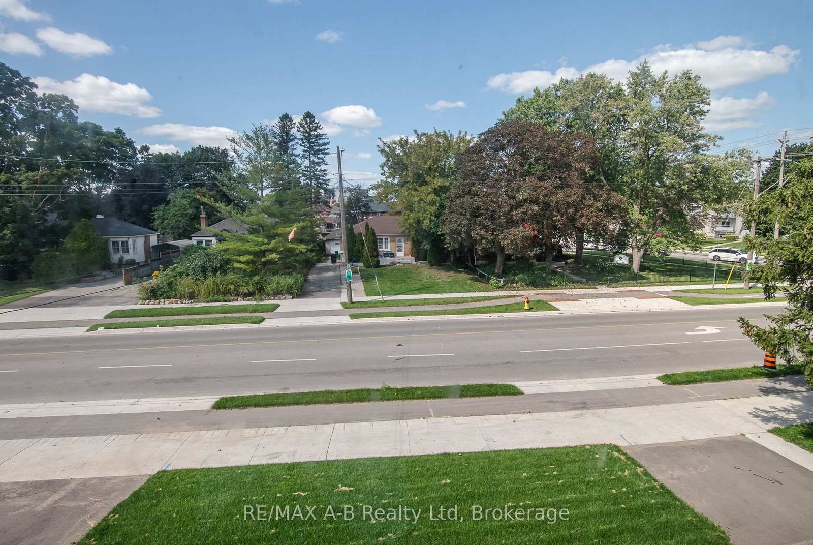 727 FREDERICK Street • Kitchener, ON photo 20