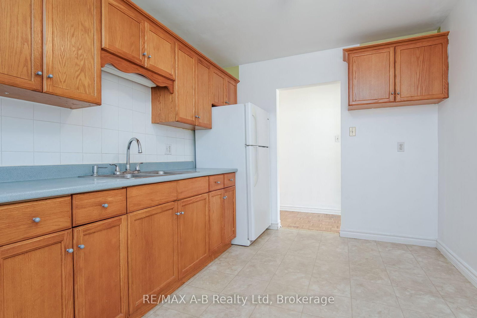 727 FREDERICK Street • Kitchener, ON photo 26