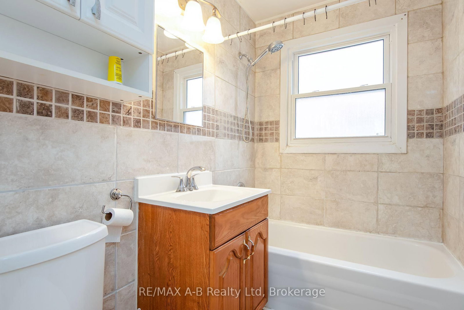 727 FREDERICK Street • Kitchener, ON photo 30