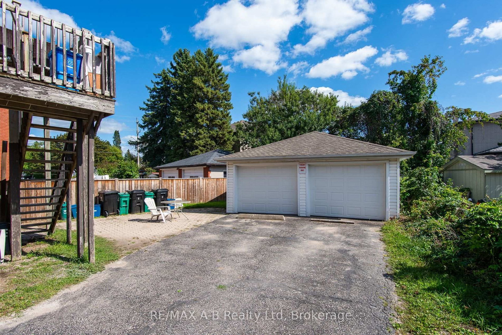 727 FREDERICK Street • Kitchener, ON photo 5