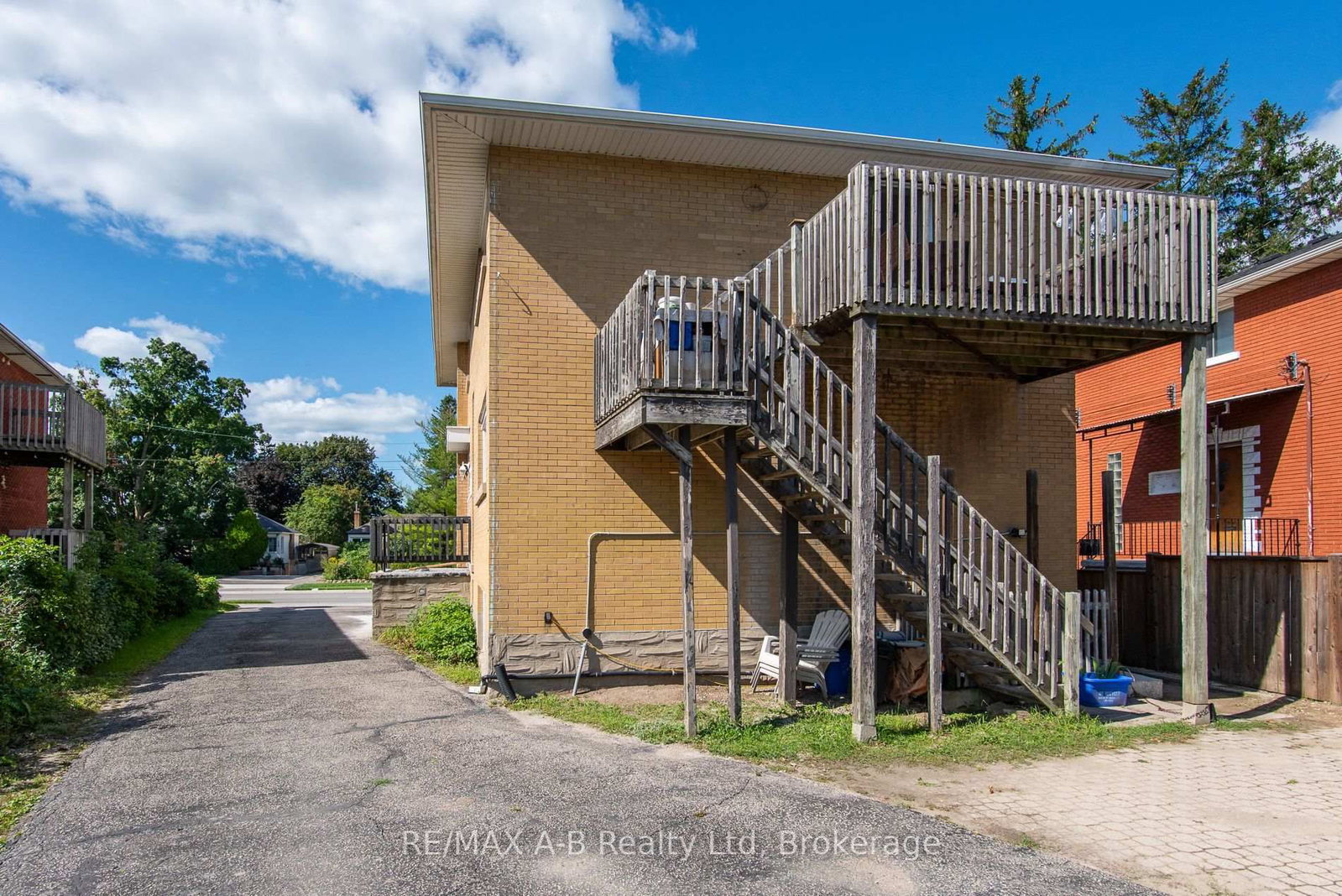 727 FREDERICK Street • Kitchener, ON photo 6