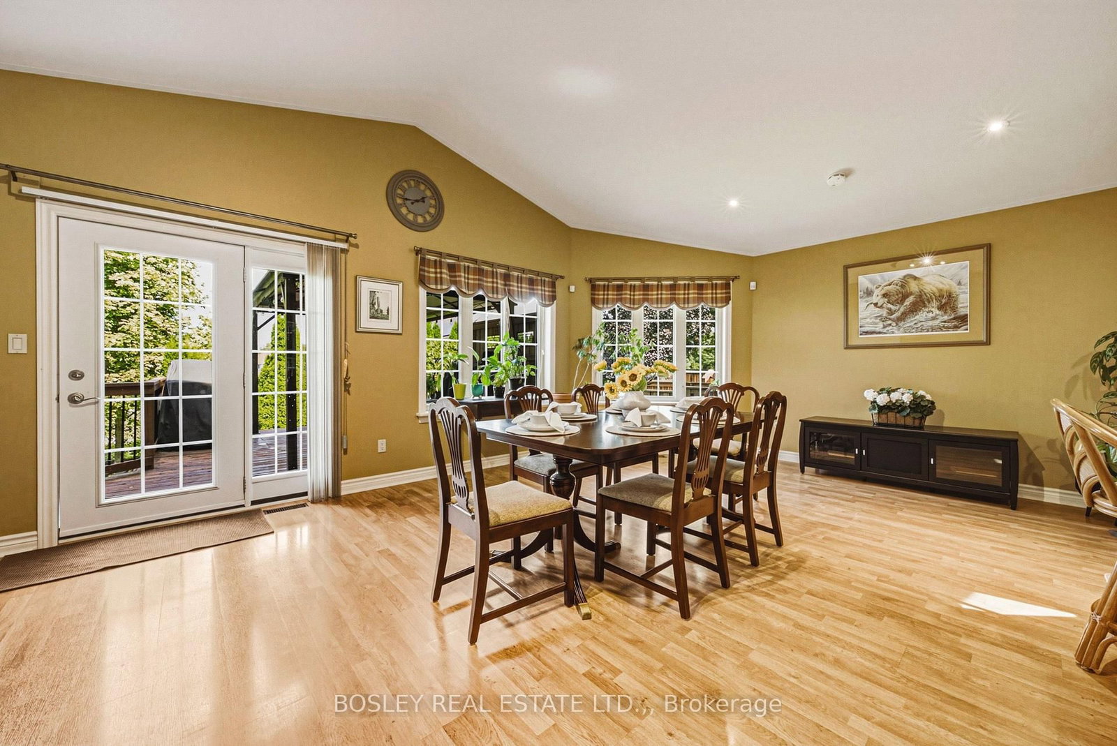 4011 AZALEA Crescent • Lincoln, ON photo 14