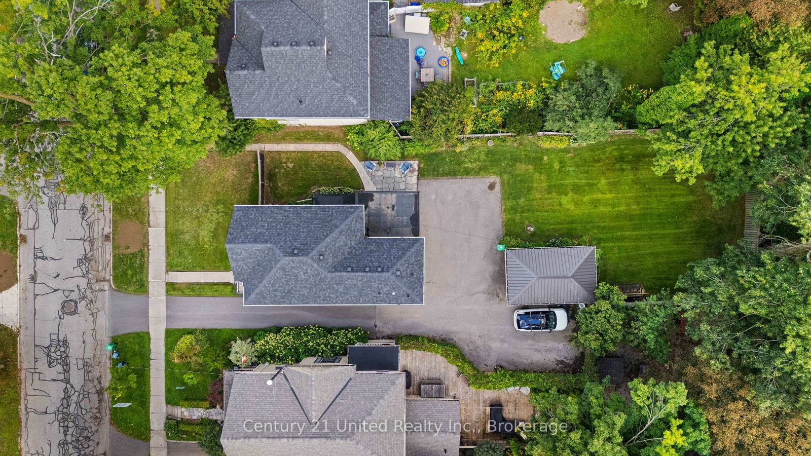 577 Homewood Avenue • Peterborough, ON photo 41