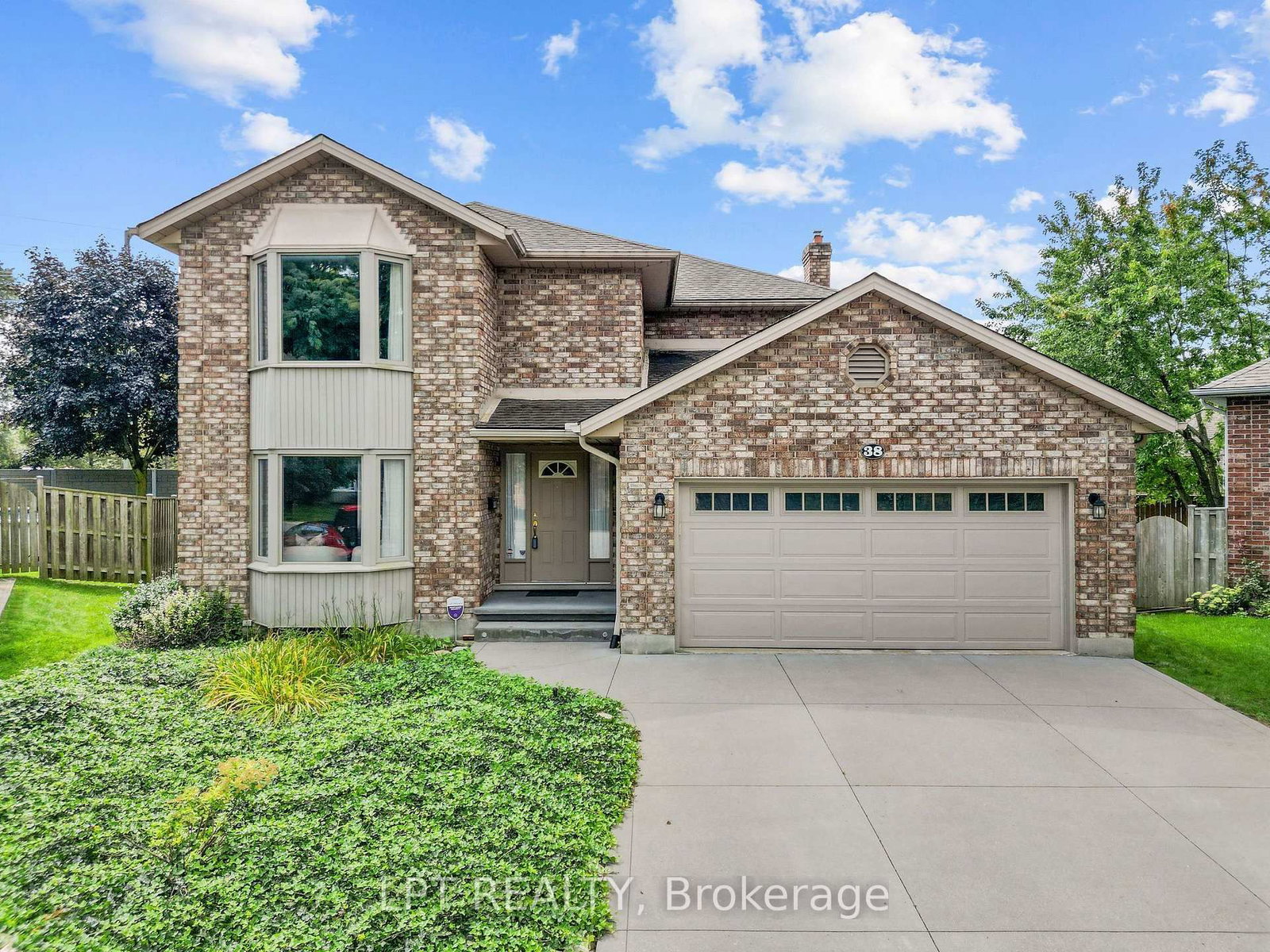 38 Stoneycreek Place, London North