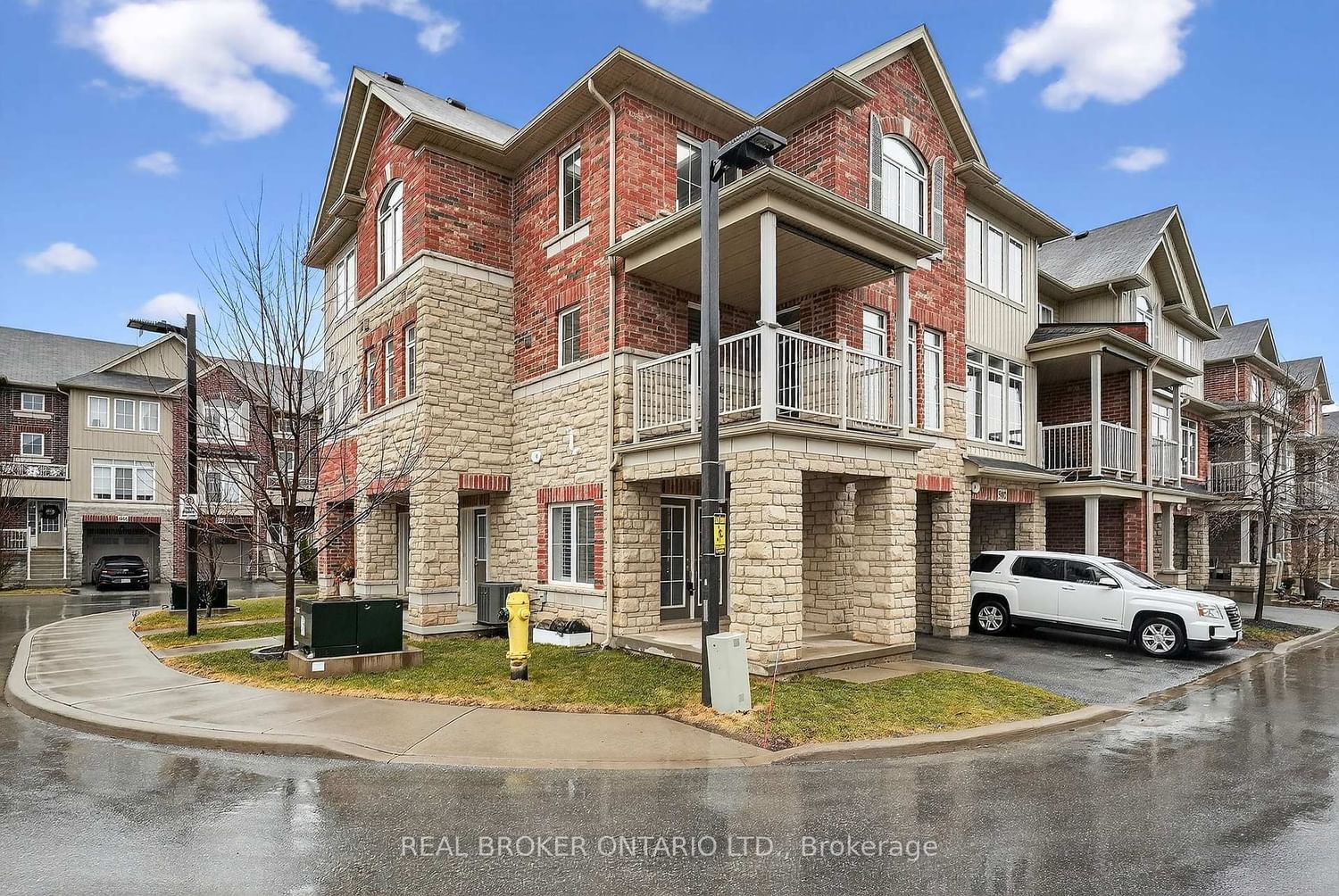 5000 Desantis Drive • Lincoln, ON photo 2