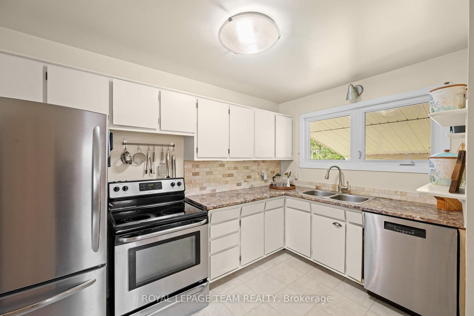 1130 Parkway Drive • Ottawa, ON photo 9