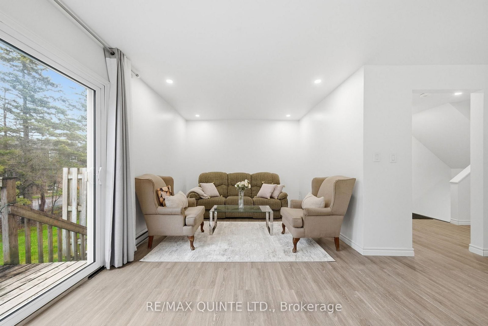 99 Dunnett Boulevard • #2 • Belleville, ON photo 10