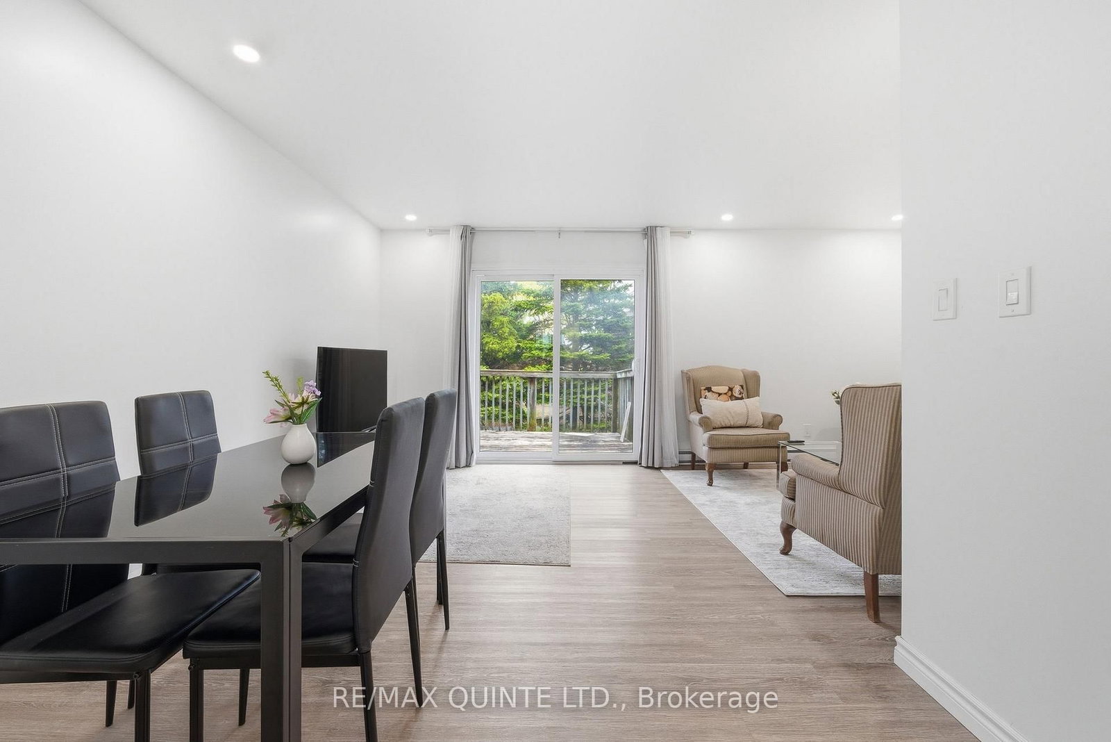 99 Dunnett Boulevard • #2 • Belleville, ON photo 7