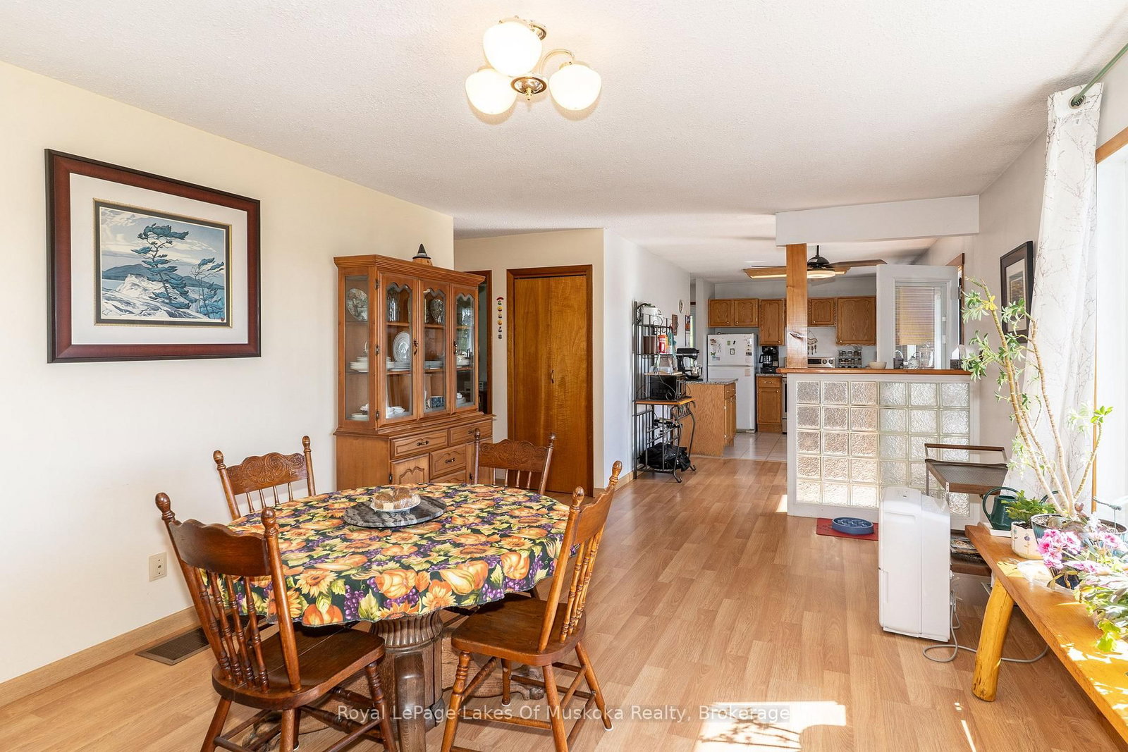 382 60 Highway • Huntsville, ON photo 12