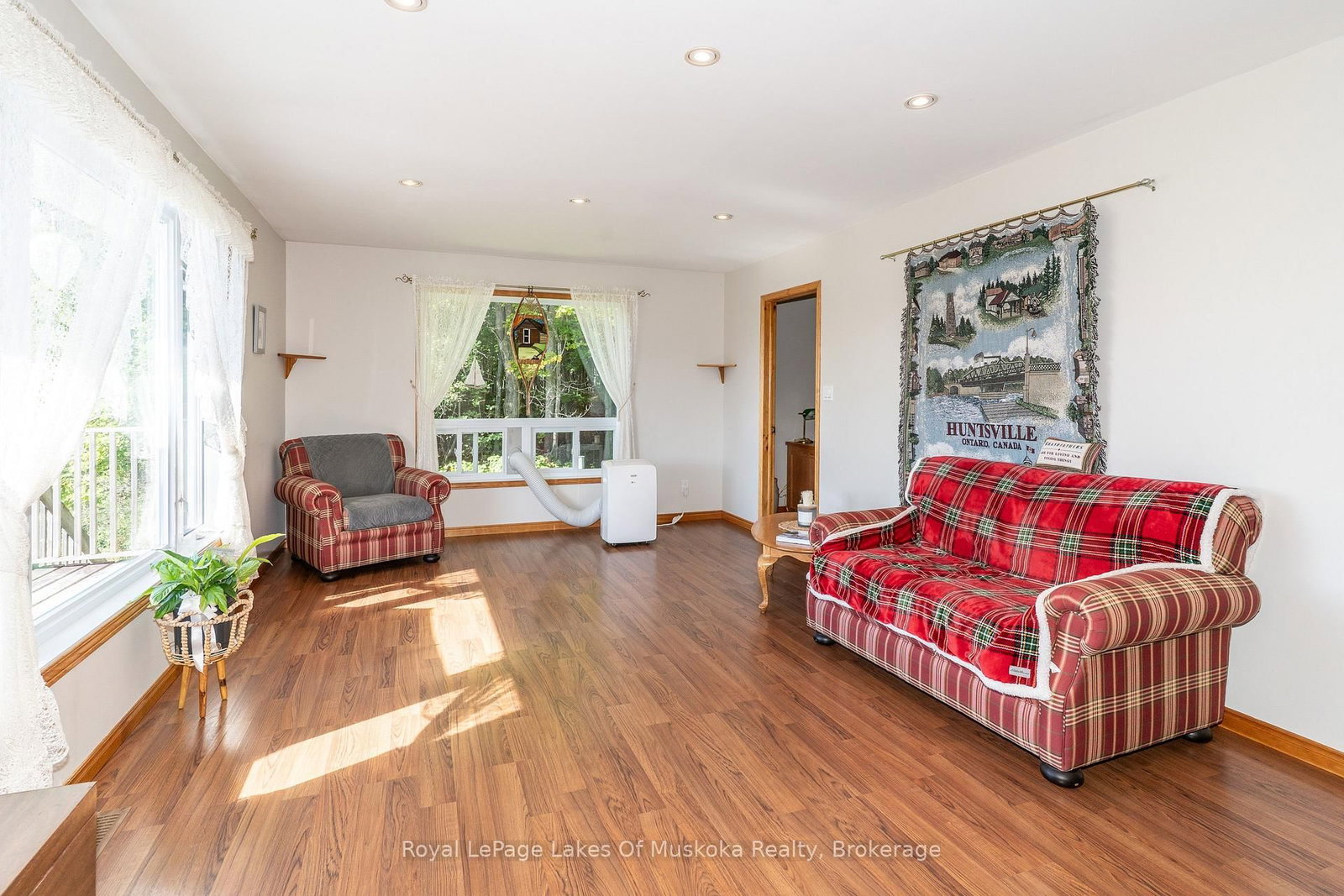 382 60 Highway • Huntsville, ON photo 13