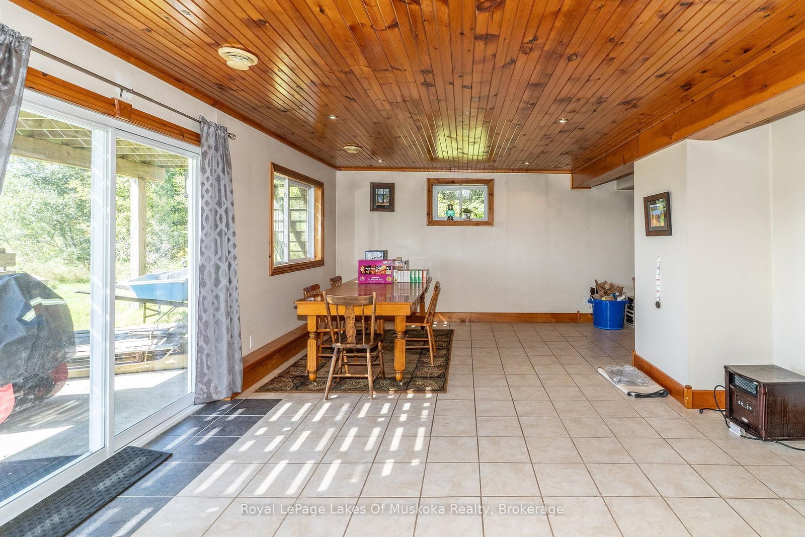 382 60 Highway • Huntsville, ON photo 21