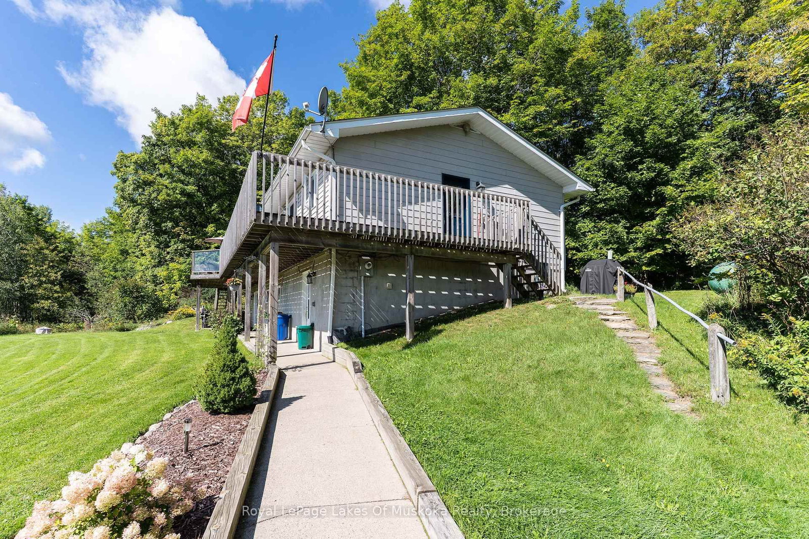 382 60 Highway • Huntsville, ON photo 4