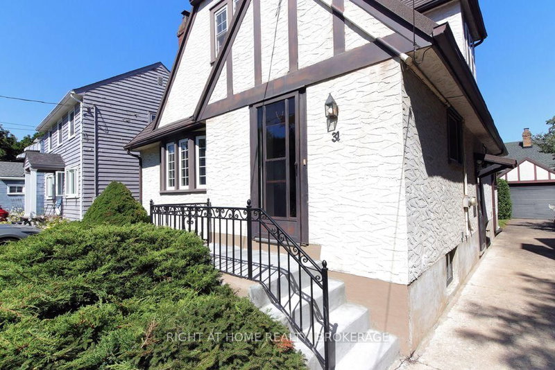 31 Stuart Avenue
