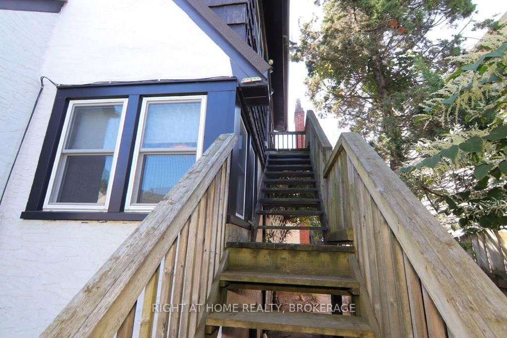 31 Stuart Avenue • St. Catharines, ON photo 30
