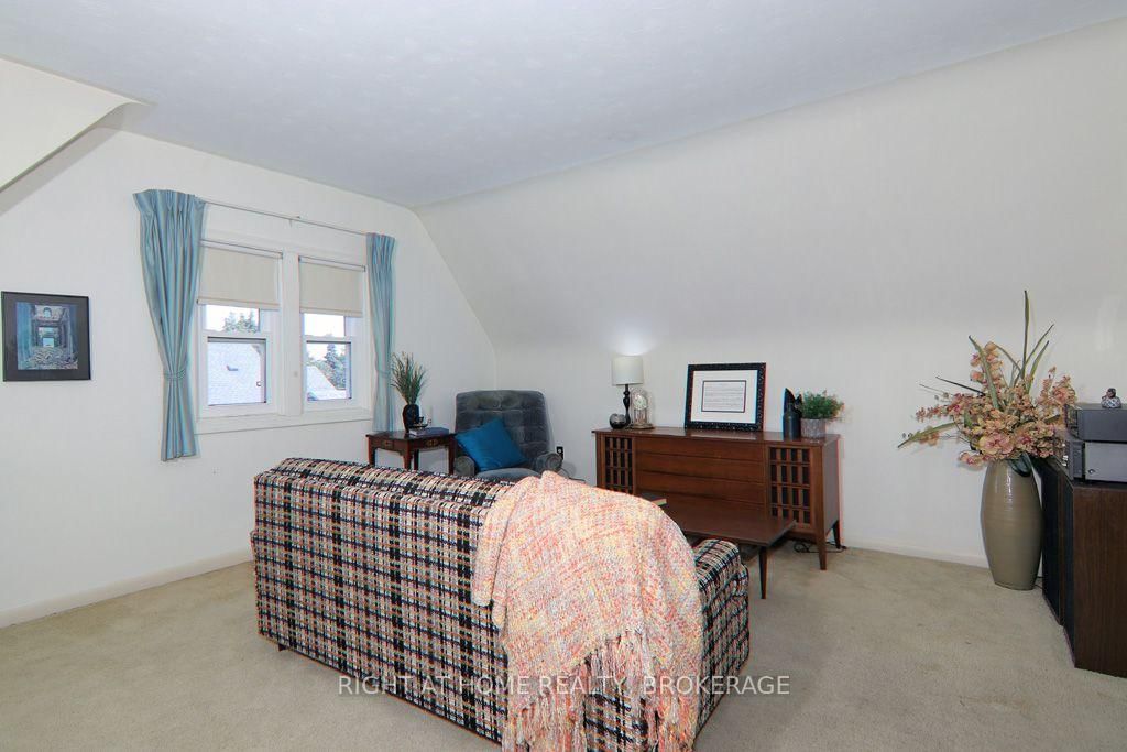31 Stuart Avenue • St. Catharines, ON photo 34