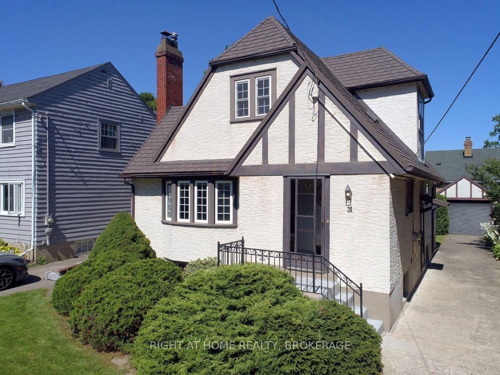 31 Stuart Avenue • St. Catharines, ON photo 8