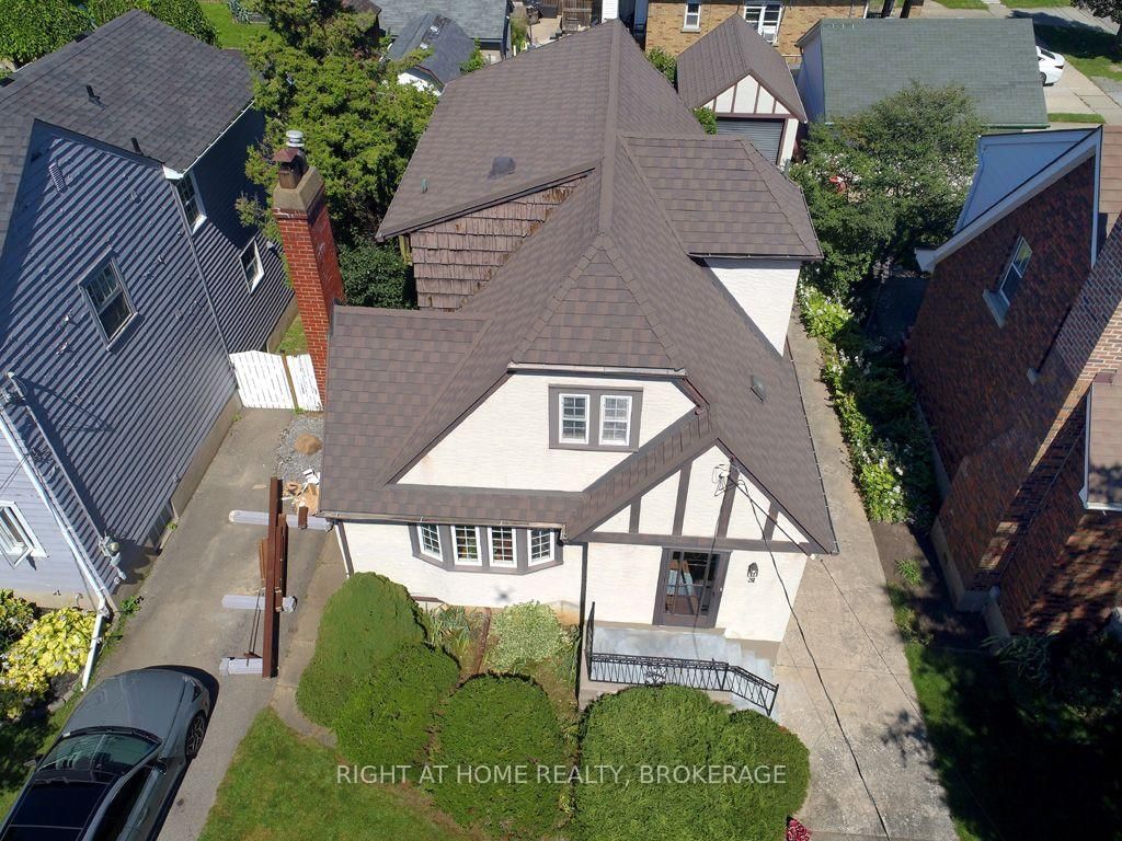 31 Stuart Avenue • St. Catharines, ON photo 9