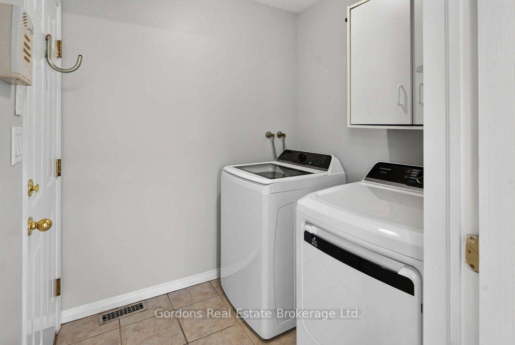 66 Spruce Gardens • Belleville, ON photo 40