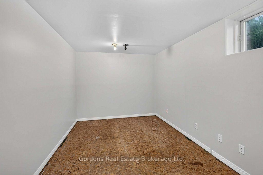 66 Spruce Gardens • Belleville, ON photo 47