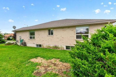 66 Spruce Gardens • Belleville, ON photo 7