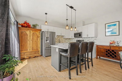 153 Point Prim Crescent • Ottawa, ON photo 6