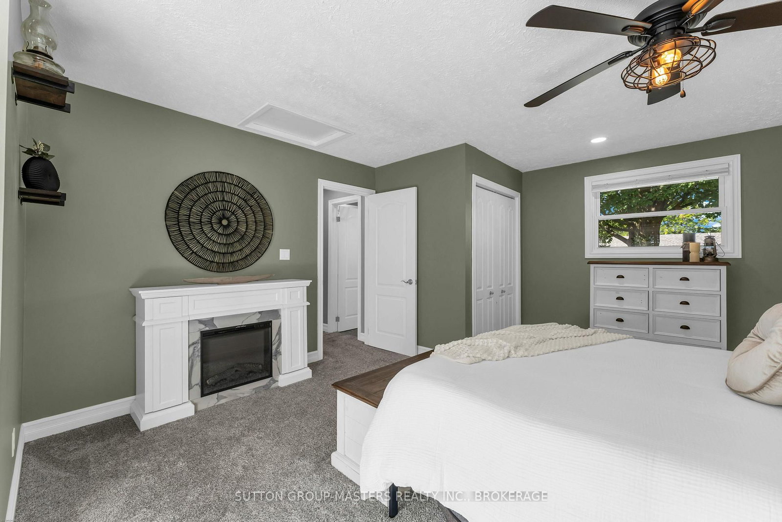 11 Chesterfield Drive • Loyalist, ON photo 20