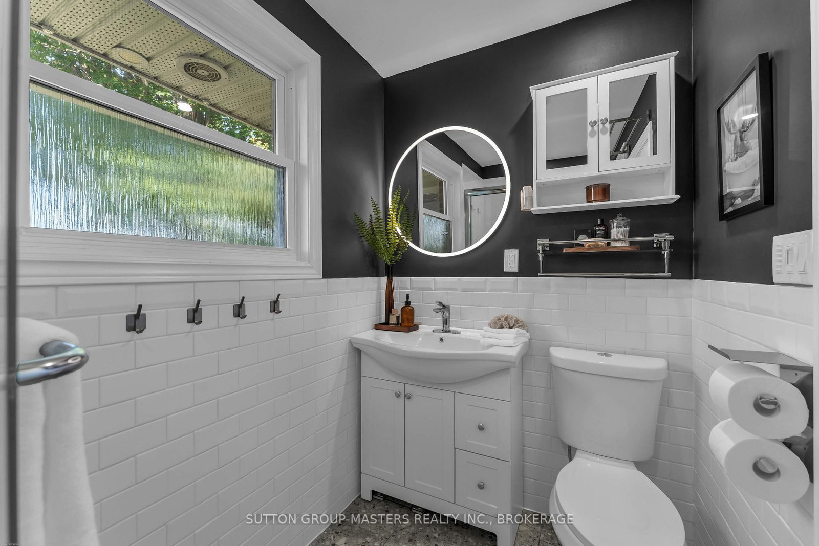 11 Chesterfield Drive • Loyalist, ON photo 21