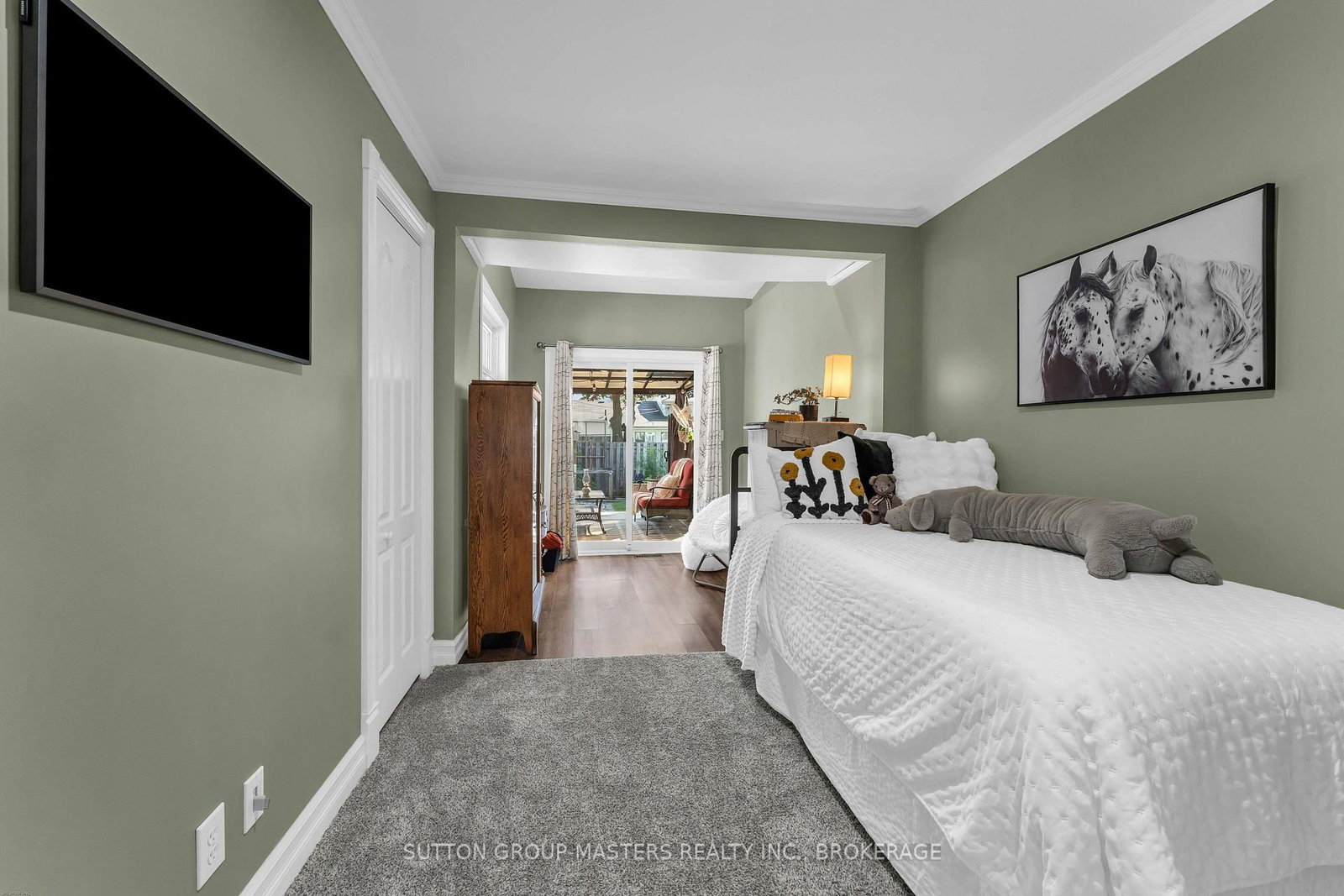 11 Chesterfield Drive • Loyalist, ON photo 23