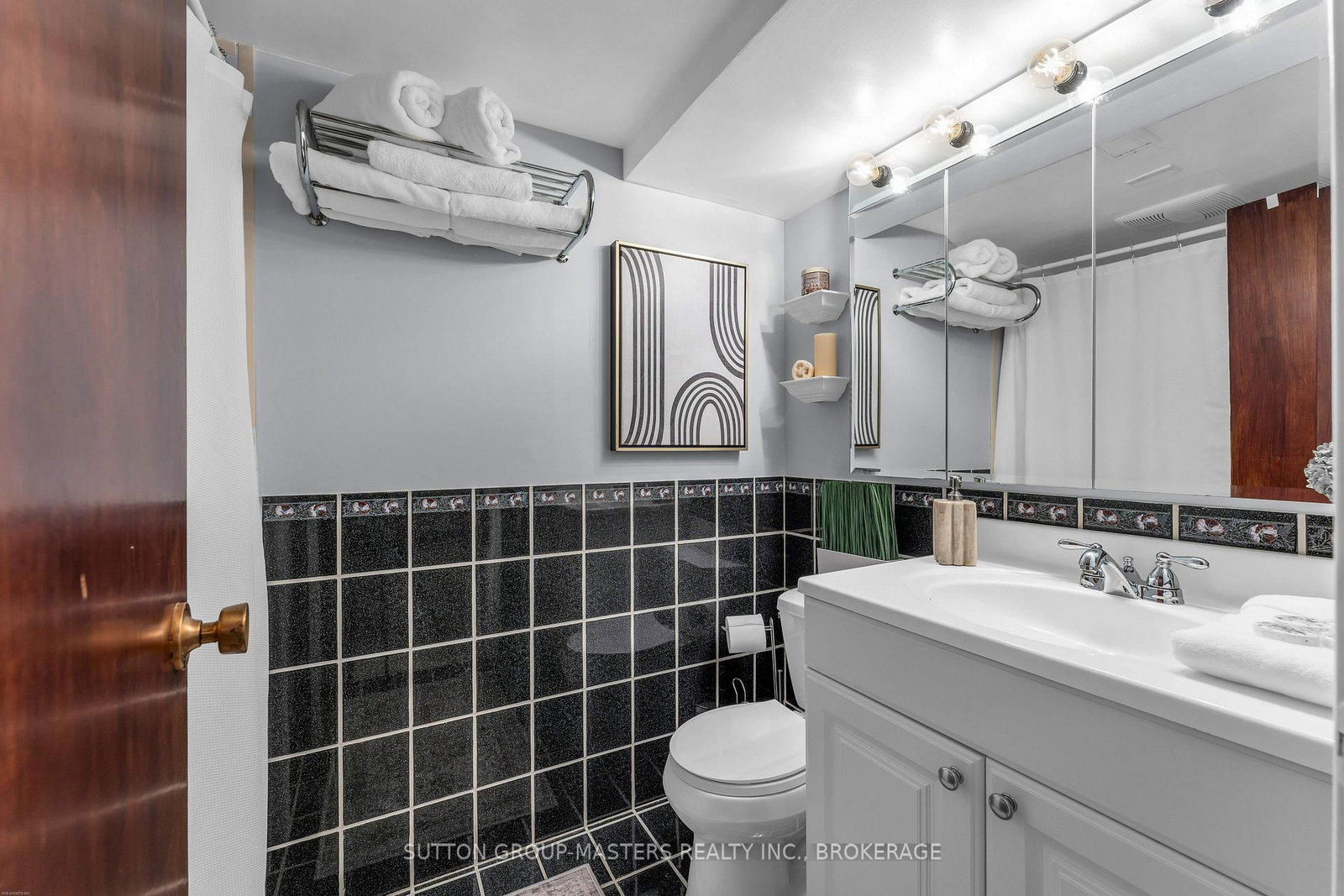 11 Chesterfield Drive • Loyalist, ON photo 30