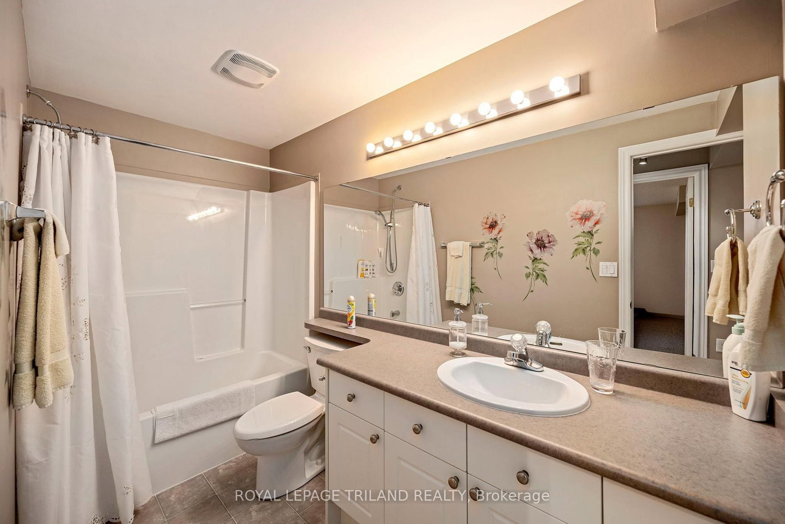 2025 Meadowgate Boulevard • #252 • London South, ON photo 28